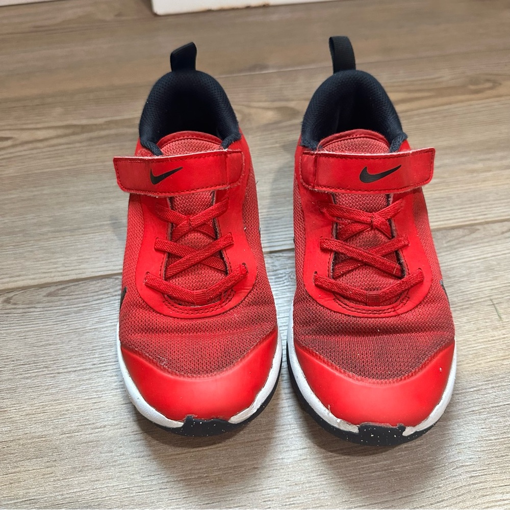 Nike Kids Red and Black Sneakers